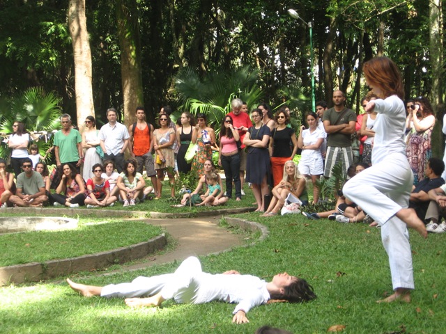 Trisha Brown Dance Company no Parque Lage / Foto: Ioli Georgila