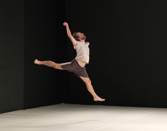 Dance (Praticable) / Foto: Jônia Guimarães
